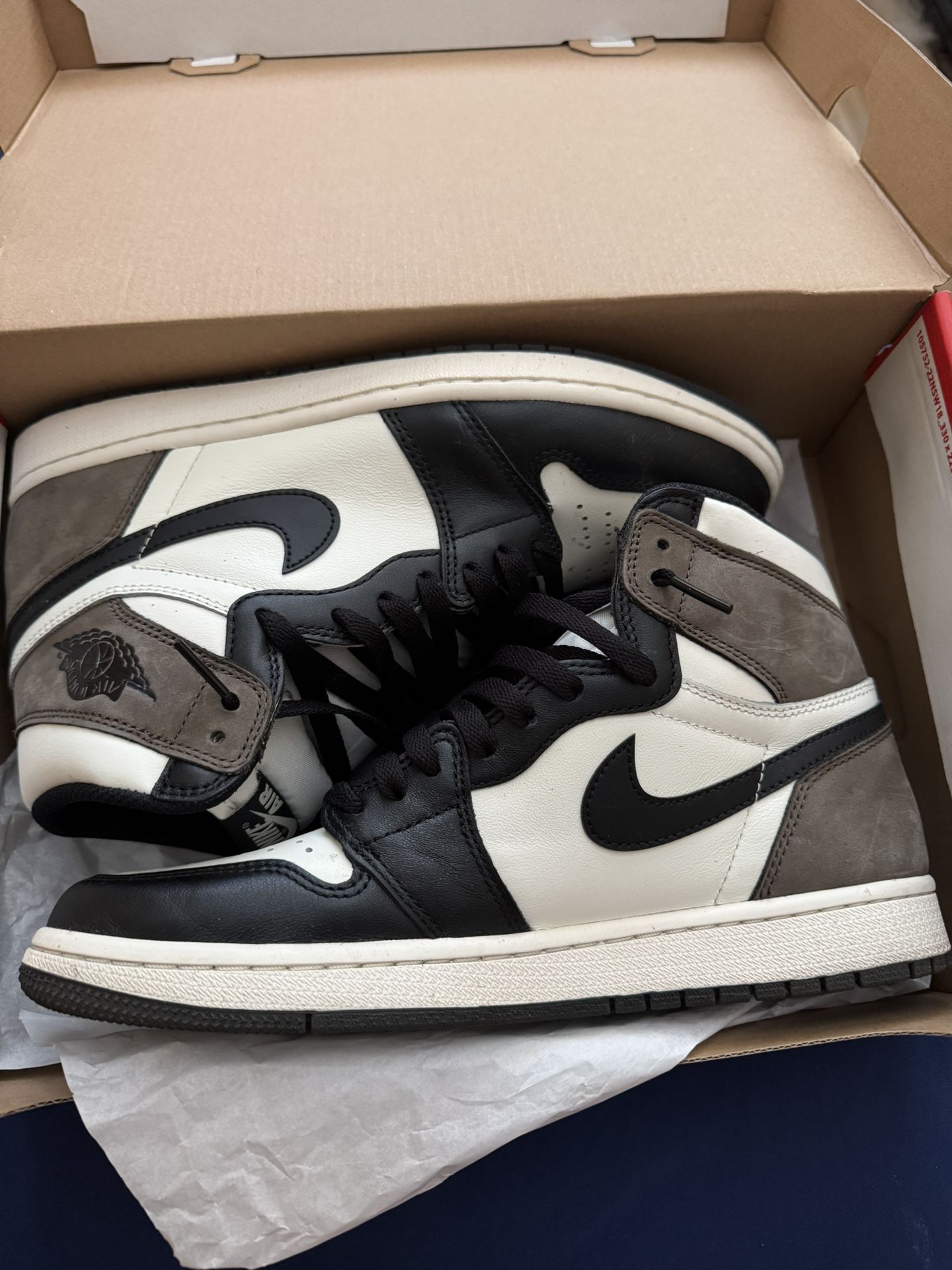 Jordan 1 Mocha