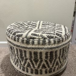 Pouf Ottoman