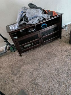 Tv stand