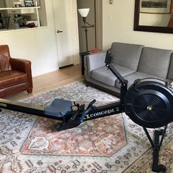 Concept 2 Rower PM5