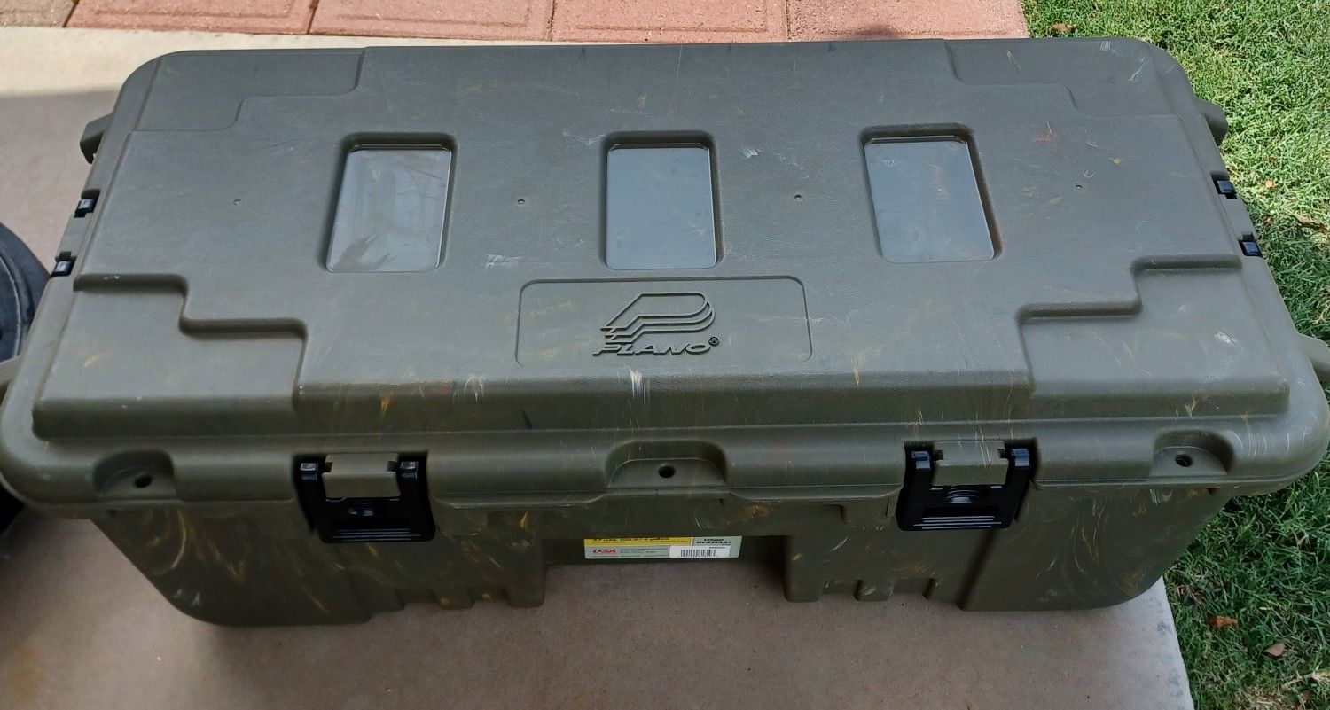 Plano 1819 XXL Storage Trunk Camo Green