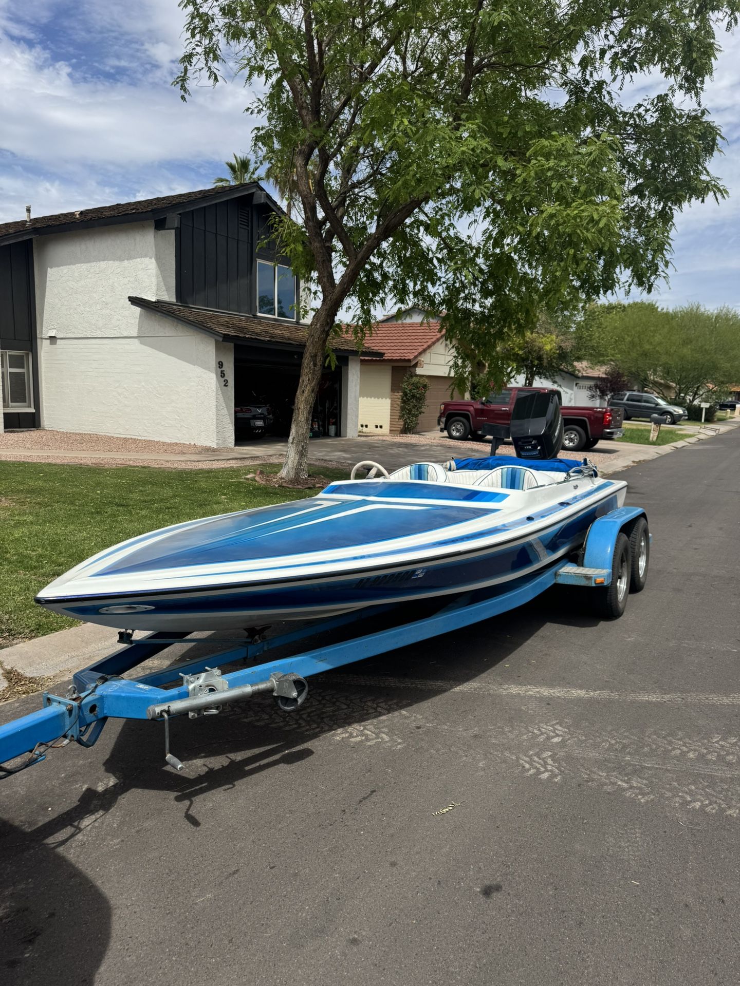 1979 Commander Ski Boat