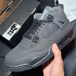 AIR JORDAN RETRO 4 BLACK CAT MENS SIZE 9 / 9.5 / 10 / 10.5 / 11 / 12 / 13 