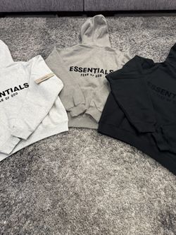 ESSENTIAL HOODIES 