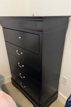 Dresser and nightstand