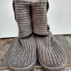 UGG Cardy  Boots ,Gray, Size 7 