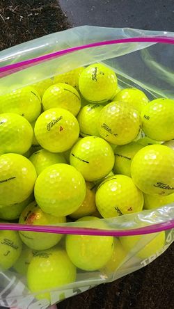 Titleist ProV1 yellow
