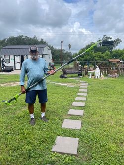 Greenworks Cordless Pole Saw with 24V  Lithium-ion Battery