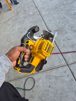 Dewalt