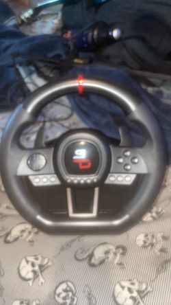 Steering wheel and gear knob