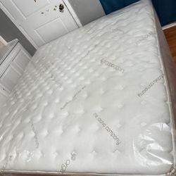 King Sizes Mattres And Box Spring 