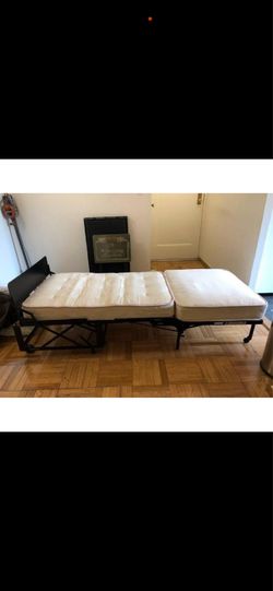 TWIN SIZE OTTOMAN BED 75x38  CASTRO CONVERTABLE