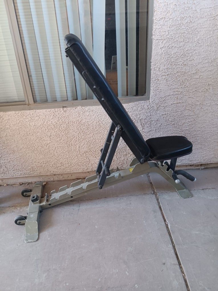 Body Solid Weight Bench