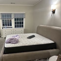 Queen Upholstered Platform Bed With Storage