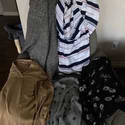 Young Women’s 5pc Lot SzXS, P Uniqlo, Ann Taylor, BCBGeneration & Deletta