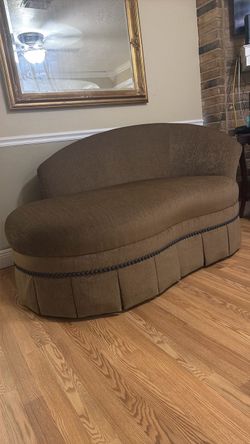 Love seat