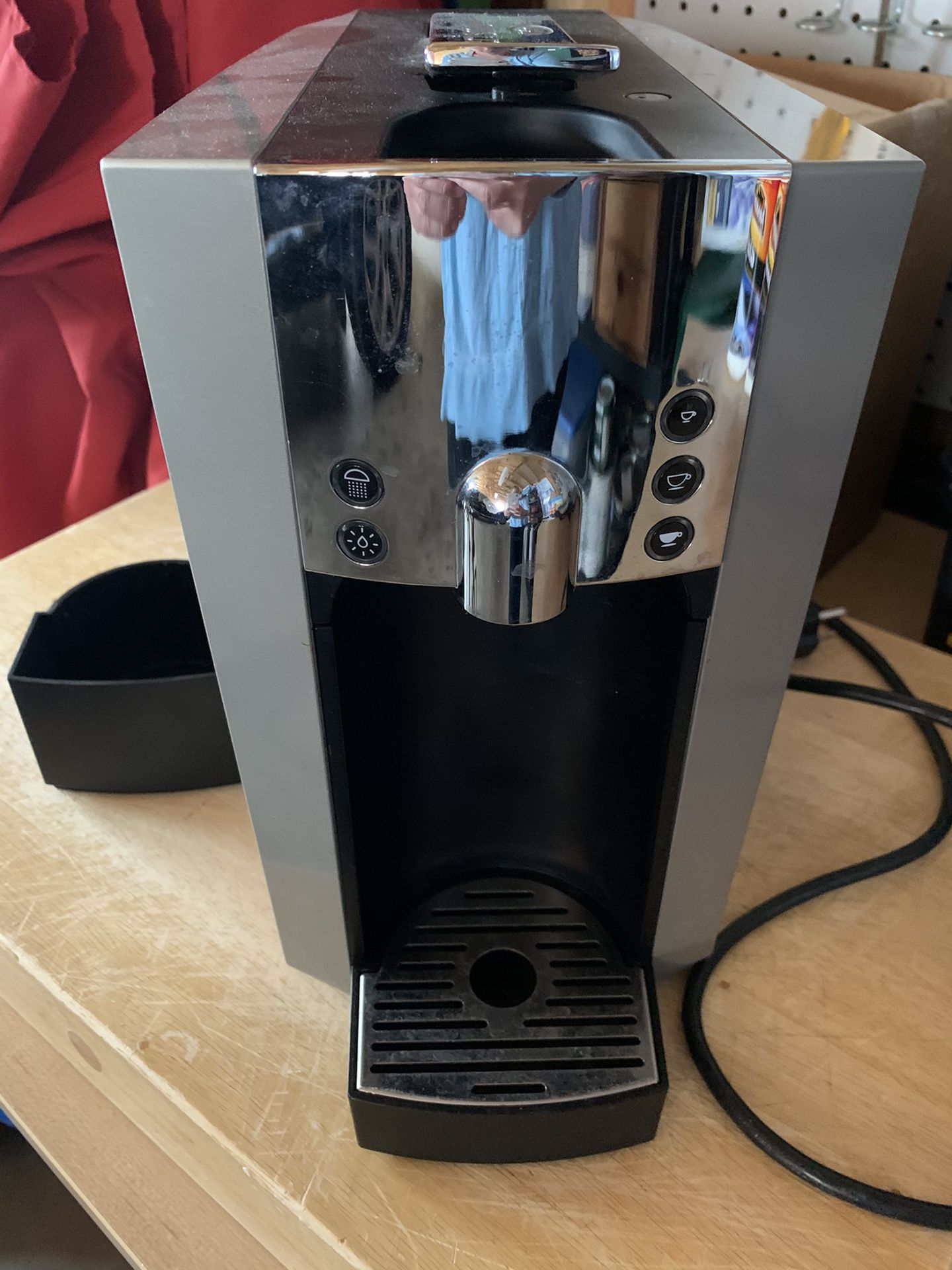Starbucks Verismo coffee / espresso pod machine