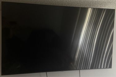 65’’ Samsung TV + wall mount