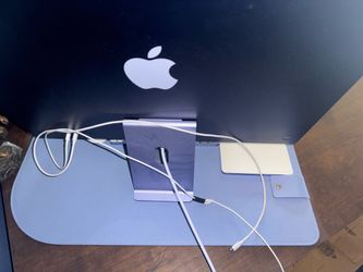 Apple iMac 24 inch M1 Chip 16 GB RAM 512 GB SSD Storage