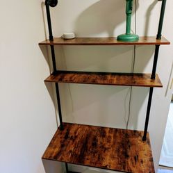 Space-Saving Mounted Wall Desk