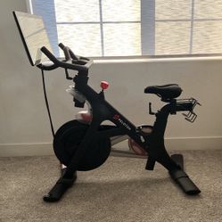 Gently Used Peloton 