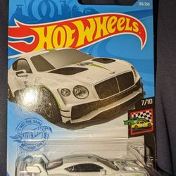 HOT WHEELS 2018 BENTLEY CONTINENTAL GT3 WHITE