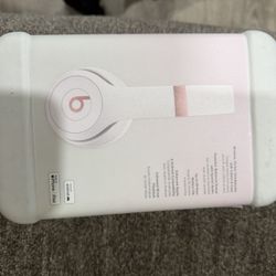 Beats Solo 4