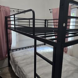 Queen bunk bed
