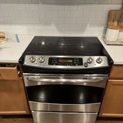 Stove - Profile 30” Stainless Steel Slide-In Electric Smoothtop Range
