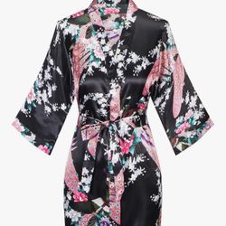 Size L Robe