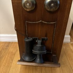 Vintage Wall Decor phone