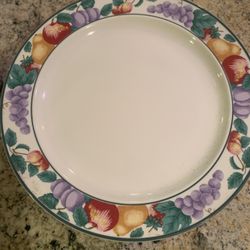Set Of Plates. 
