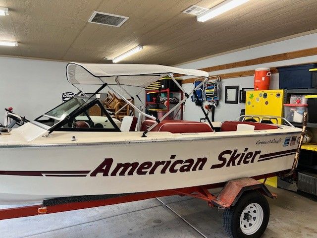 1977 Correct Craft American skier