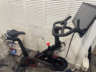 Peloton Bike – $350 Quick Sale