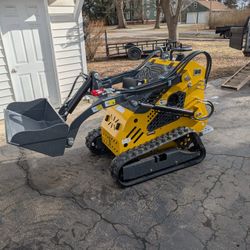Mini Skid Steer 