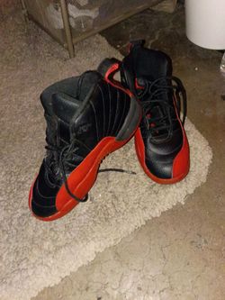 Air Jordan 12 Retro Bred Sneakers size 3y
