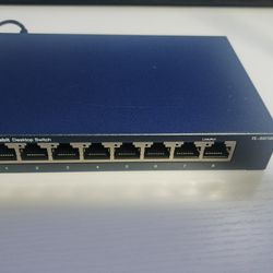 Desktop Switch 8-Port 10/100/1000Mbps TP-Link