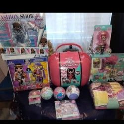 LOL Spicy Babe Family Throw& Storage Bin Set,Ms Direct,Tweens,Fashion Show Hair Edition 