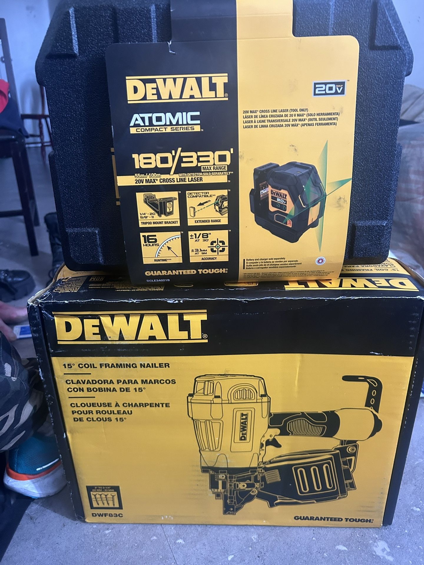 DeWalt 20V Max Cross Line Laser/15’ Coil Framing Nailer