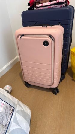 Monos luggage carry on size