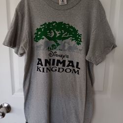 Disney Animal I kingdom Tshirt Size Medium 