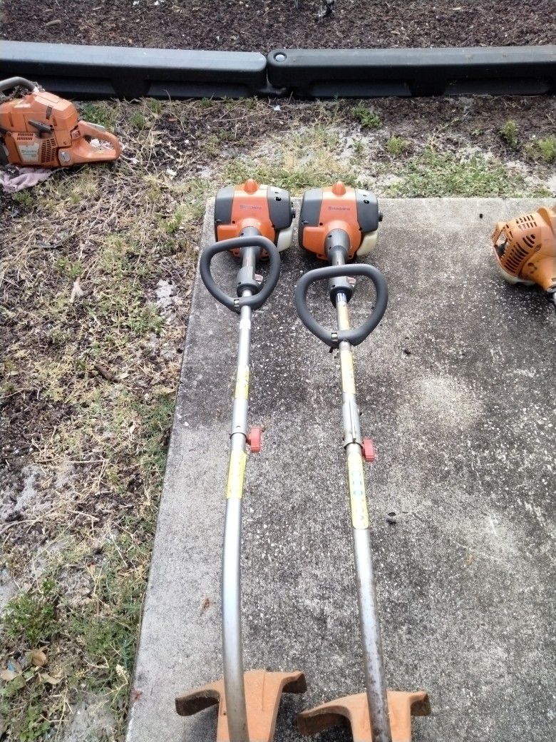I Have Two Husqvarna Weed Wackers Two 125 A Piece