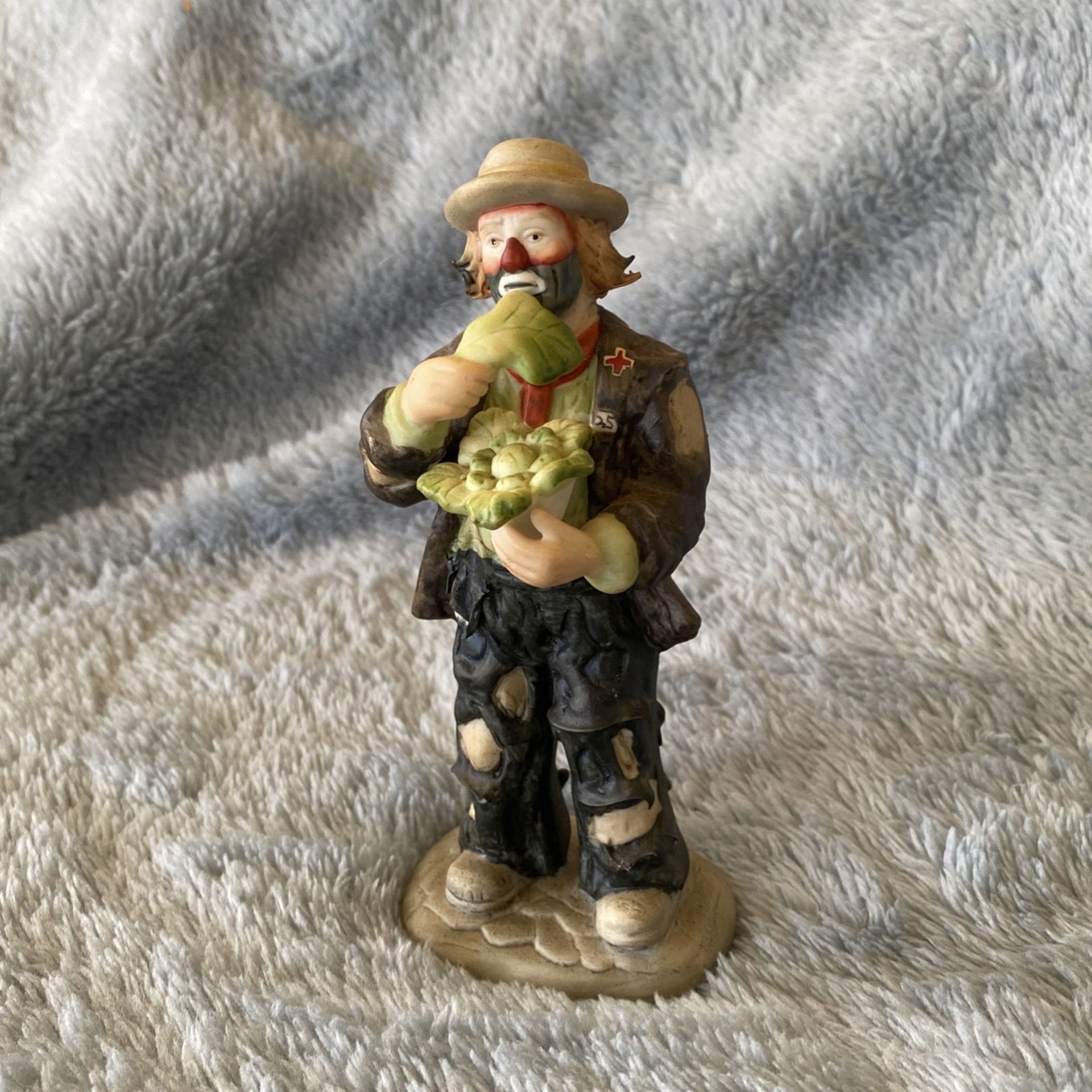 Emmett Kelly’s Hobo Eating Cabbage. 