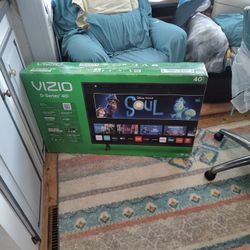 40" VIZIO D-SERIES SMART TV