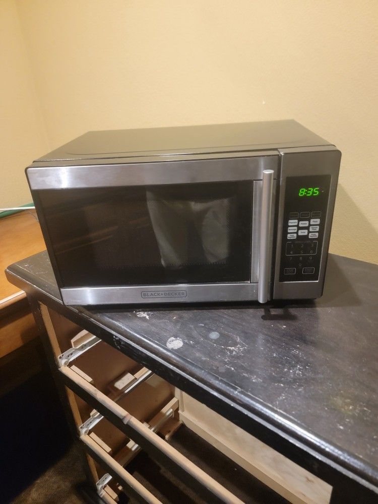 Compact Microwave