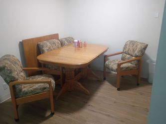 Kitchen table