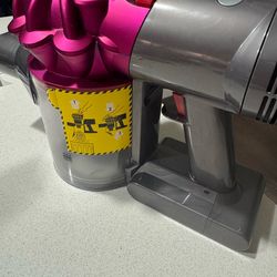 Dyson V7 Trigger - Handheld Cordless Vacuum -main Body Only,