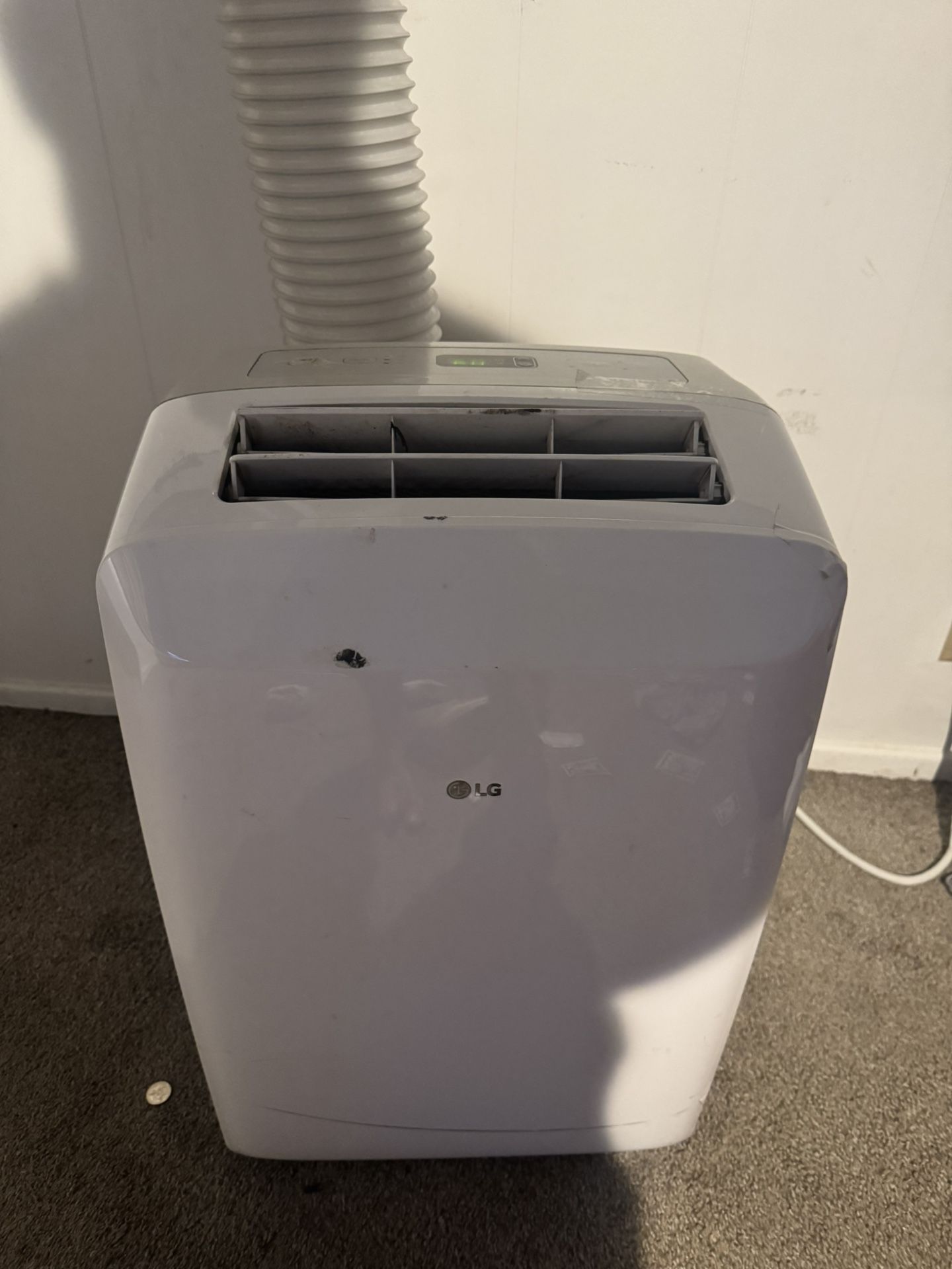 LG Portable Air Conditioner 