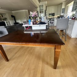 Dining Table + 4 Chairs