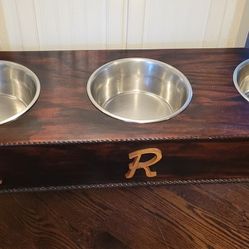 Custom Design Large Dog Feeder